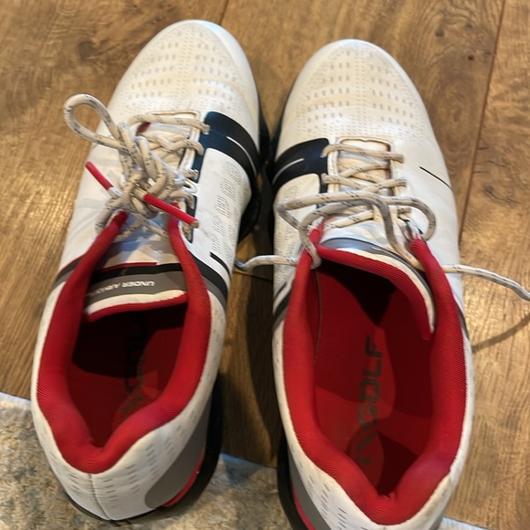 Under Armour kids golf shoes good condition size 4 - Picture 7 of 9